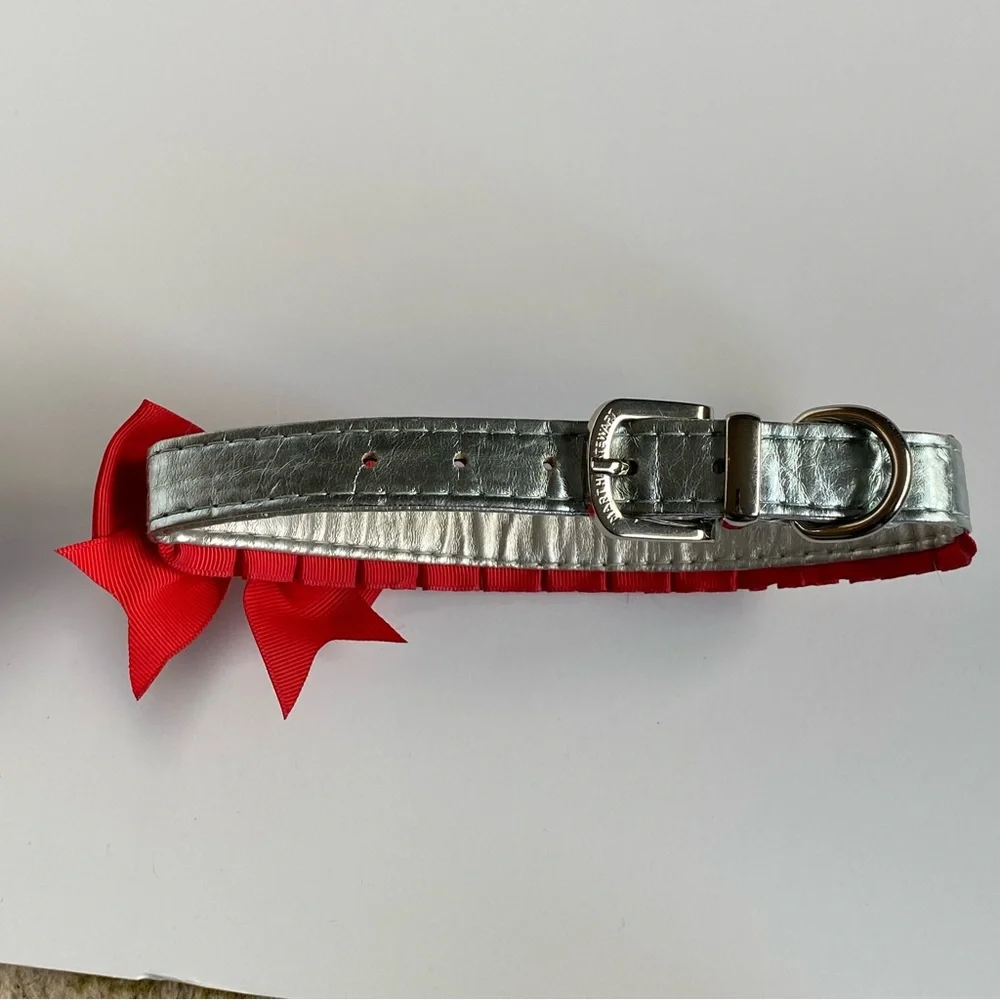 Martha Stewart Dog Collar with Bow For A 14-17” Neck Small Medium Red Silver